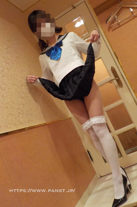 パンチラ